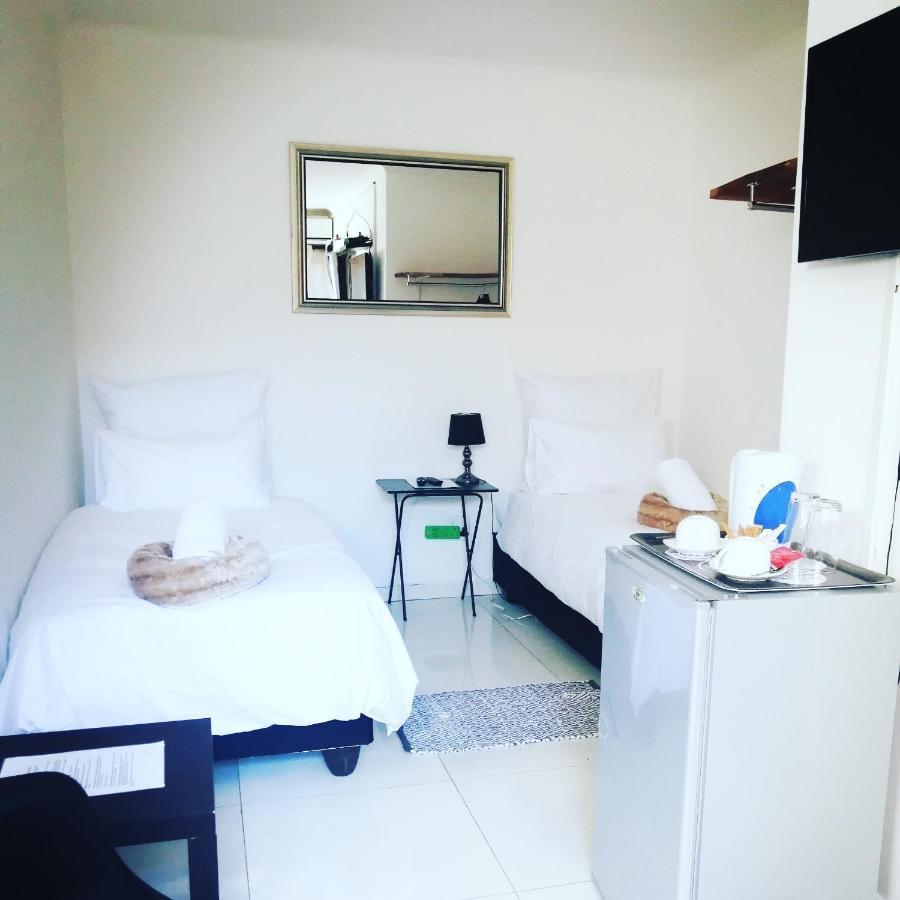 Niilo'S Guesthouse ルンドゥ エクステリア 写真